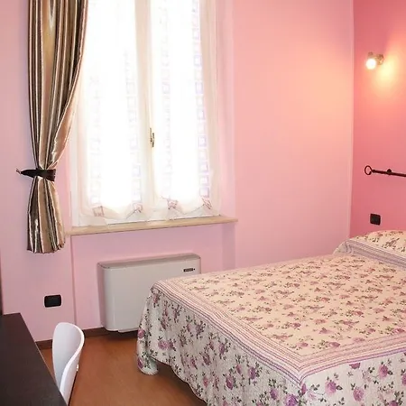 Bed&Parma Bed & Breakfast *